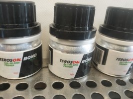 5x Teroson bond all in one primer(2)